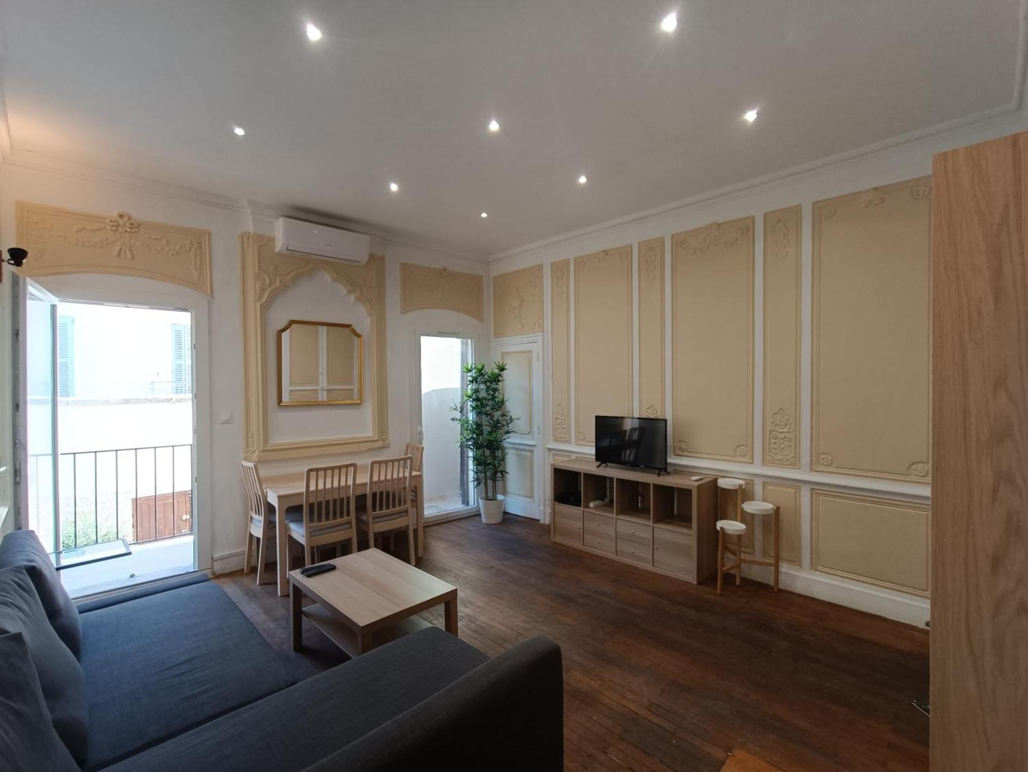 Appartements Et Studio Renoves En 2022, Intra Muros Avignon Kültér fotó