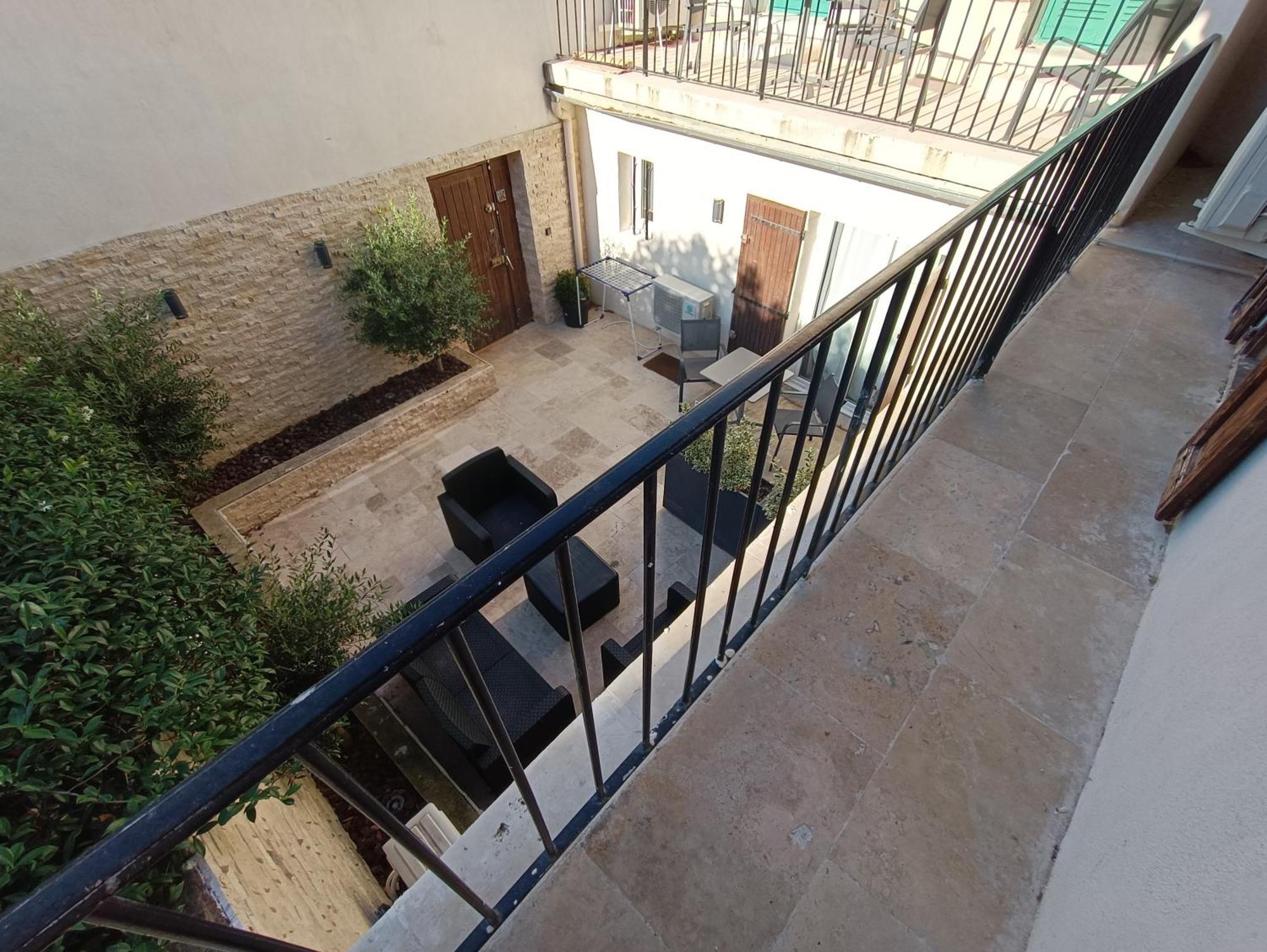Appartements Et Studio Renoves En 2022, Intra Muros Avignon Kültér fotó